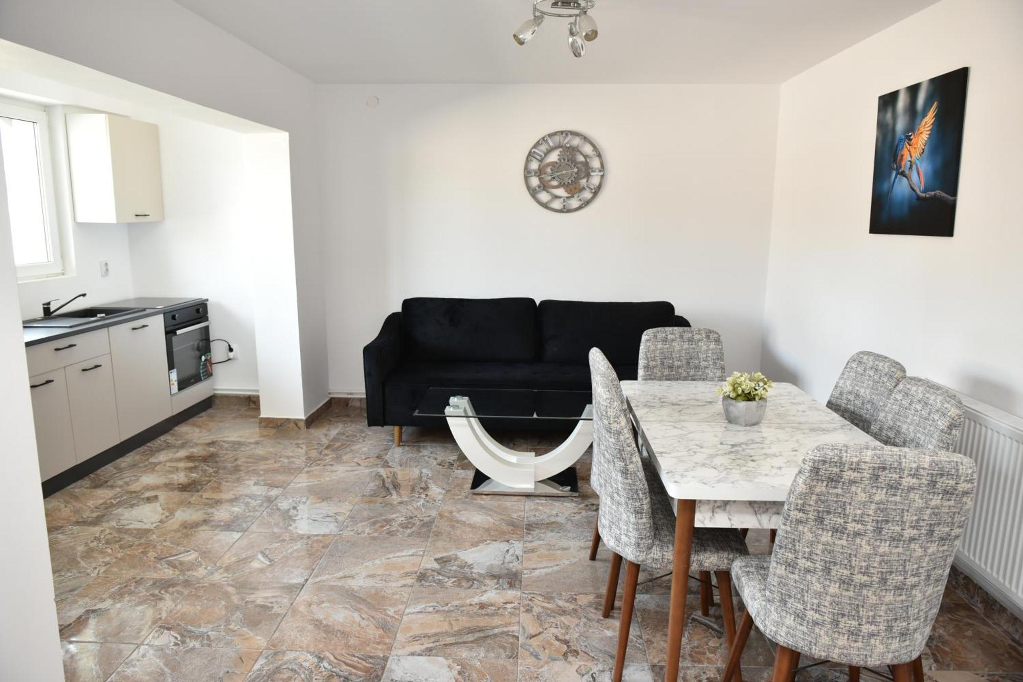 Apartament'S Moise トゥルダ エクステリア 写真