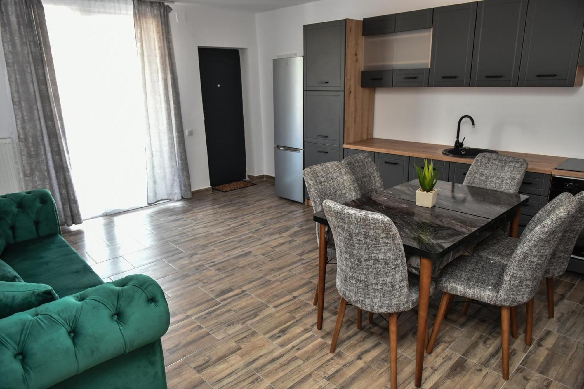 Apartament'S Moise トゥルダ エクステリア 写真